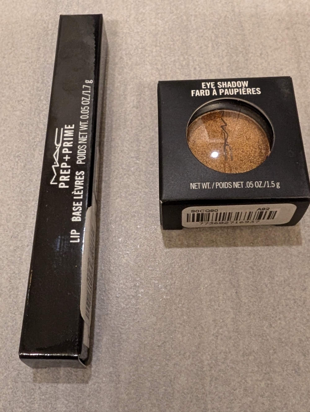 MAC Cosmetics Gold Shimmer Eye Shadow with Lip Primer NIB